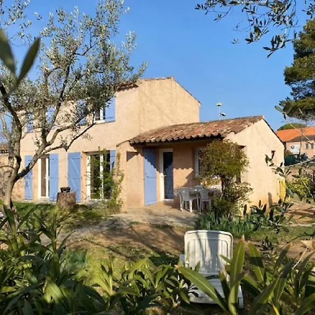 Location Climatisee, Piscine, Animaux Acceptes, Jardin Cloture, Parking, Provence , Wifi
