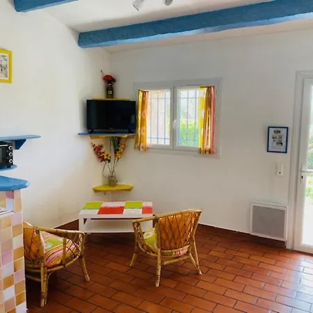 Tatil Evi Location Climatisee, Piscine, Animaux Acceptes, Jardin Cloture, Parking, Provence , Wifi