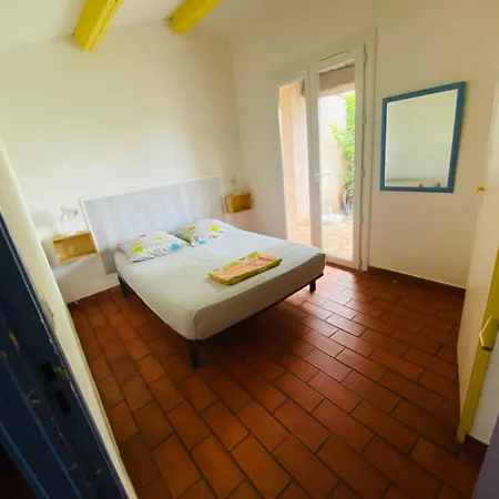 Tatil Evi Location Climatisee, Piscine, Animaux Acceptes, Jardin Cloture, Parking, Provence , Wifi *